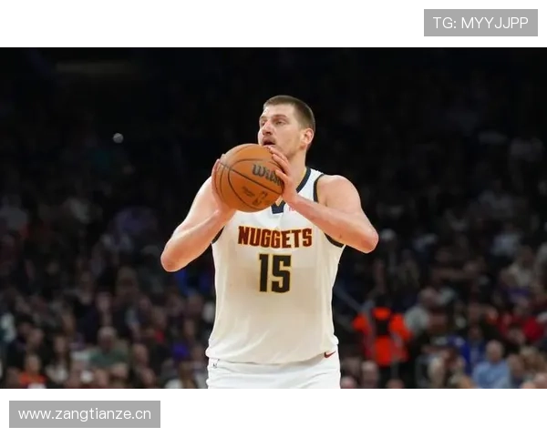 约基奇季后赛关键挡拆提升效率，拉开球队进攻差距